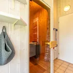 4 Personen Mit Sauna, Kaminofen Und Einen Wunderschцnen Garten Mit Terrasse In