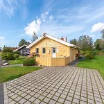 4 Personen Mit Sauna, Kaminofen Und Einen Wunderschцnen Garten Mit Terrasse In * Otterndorf