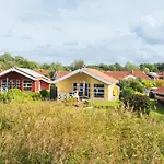 4 Personen Mit Sauna, Kaminofen Und Einen Wunderschцnen Garten Mit Terrasse In Casa vacanze *