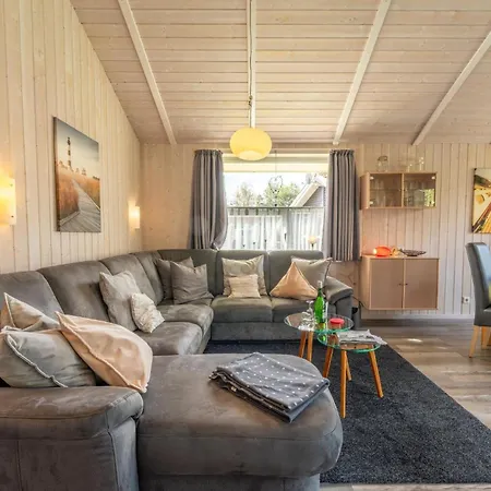 4 Personen Mit Sauna, Kaminofen Und Einen Wunderschцnen Garten Mit Terrasse In Otterndorf