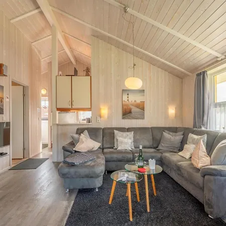 Nyaraló 4 Personen Mit Sauna, Kaminofen Und Einen Wunderschцnen Garten Mit Terrasse In