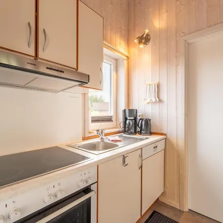 Dom wakacyjny 4 Personen Mit Sauna, Kaminofen Und Einen Wunderschцnen Garten Mit Terrasse In *
