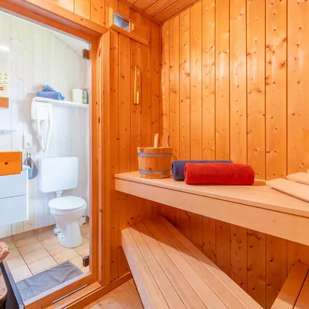 4 Personen Mit Sauna, Kaminofen Und Einen Wunderschцnen Garten Mit Terrasse In Otterndorf