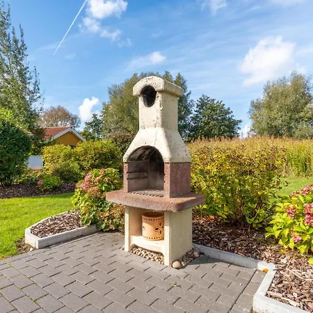 Dom wakacyjny 4 Personen Mit Sauna, Kaminofen Und Einen Wunderschцnen Garten Mit Terrasse In
