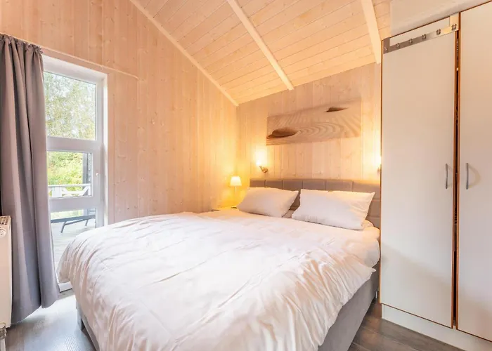 4 Personen Mit Sauna, Kaminofen Und Einen Wunderschцnen Garten Mit Terrasse In 度假居 奥滕多夫