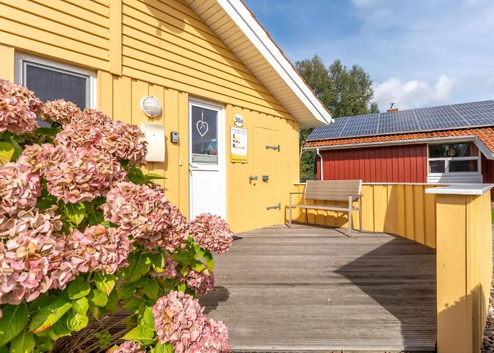 4 Personen Mit Sauna, Kaminofen Und Einen Wunderschцnen Garten Mit Terrasse In * 奥滕多夫