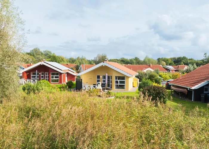 4 Personen Mit Sauna, Kaminofen Und Einen Wunderschцnen Garten Mit Terrasse In 度假居 *